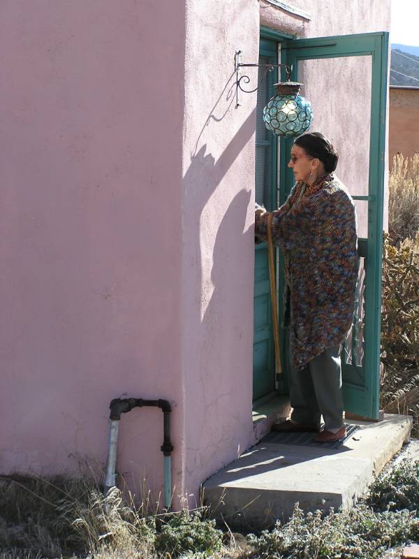 Martha Reed in Doel Reed's Studio