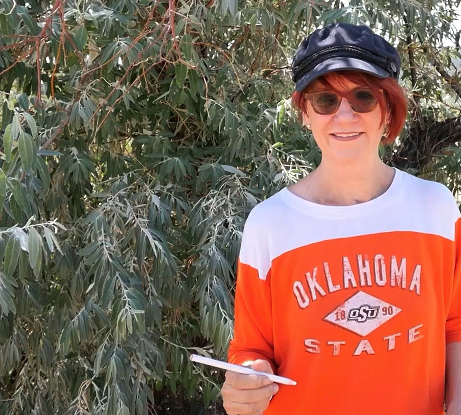 Hollye Goddard, OSU alumni, discusses the perks of Leisure Learning at the Doel Reed Center. Hollye Goddard, OSU alumni, discusses the perks of Leisure Learning at the Doel Reed Center.