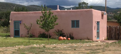 Doel Reed Center in Taos
